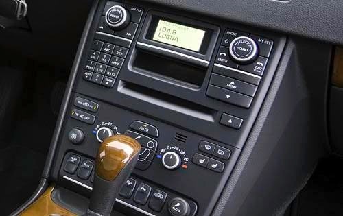 2009 Volvo XC90 3.2 Center Console