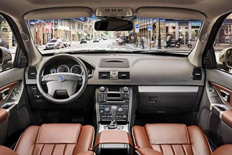 2011 Volvo XC90 3.2 R-Design 4dr SUV Interior