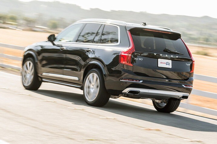 Top 10 Family Cars For 2016 Edmunds Family Car Can Have A Number Of Meanings Depending On Your Needs An Eco Minded Might Prioritize Fuel Economy While Smaller Want