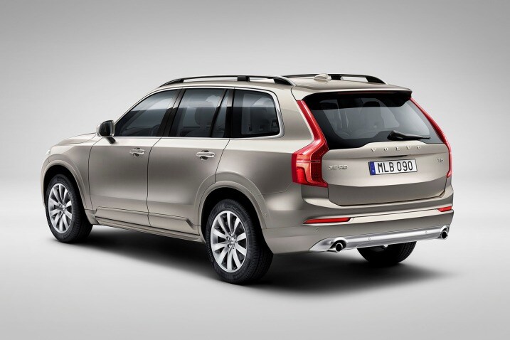 Safest 2016 Suvs Edmunds If You Re Ping For An Suv Safety Is Undoubtedly High On Your List Of Must Have Features But It S Not Always Easy To Sort Out Which Suvs Are The Very
