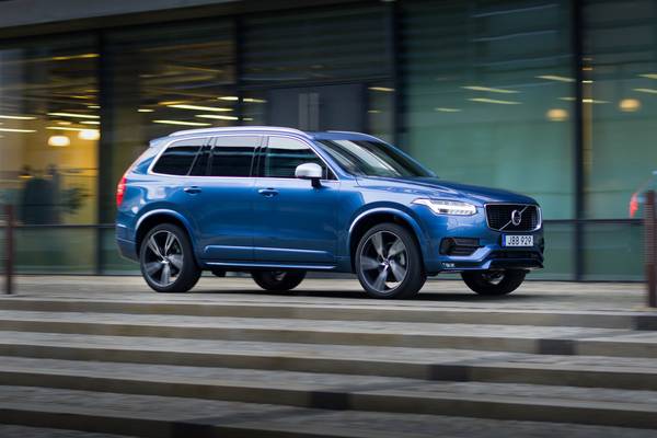 The 2019 Volvo XC90 The 2019 Volvo XC90