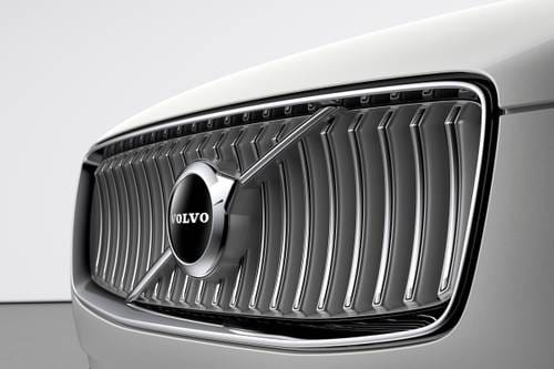 2020 Volvo XC90 T8 Inscription Twin Engine Plug-In Hybrid 4dr SUV Front Badge