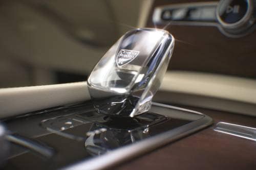 2020 Volvo XC90 T8 Inscription Twin Engine Plug-In Hybrid 4dr SUV Shifter