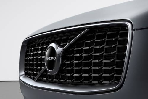 2020 Volvo XC90 T8 R-Design Twin Engine Plug-In Hybrid 4dr SUV Front Badge