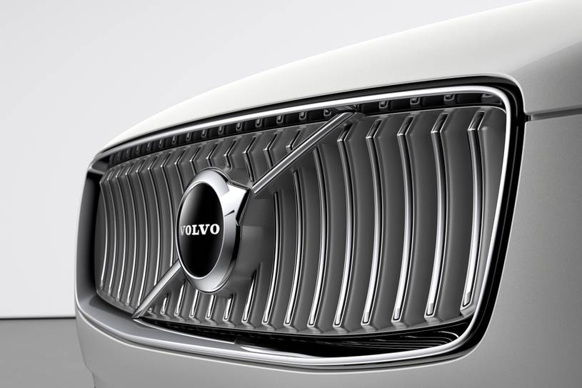 2021 Volvo XC90 Recharge Plug-In Hybrid T8 Inscription 4dr SUV Front Badge 2021 Volvo XC90 Recharge Plug-In Hybrid T8 Inscription 4dr SUV Front Badge