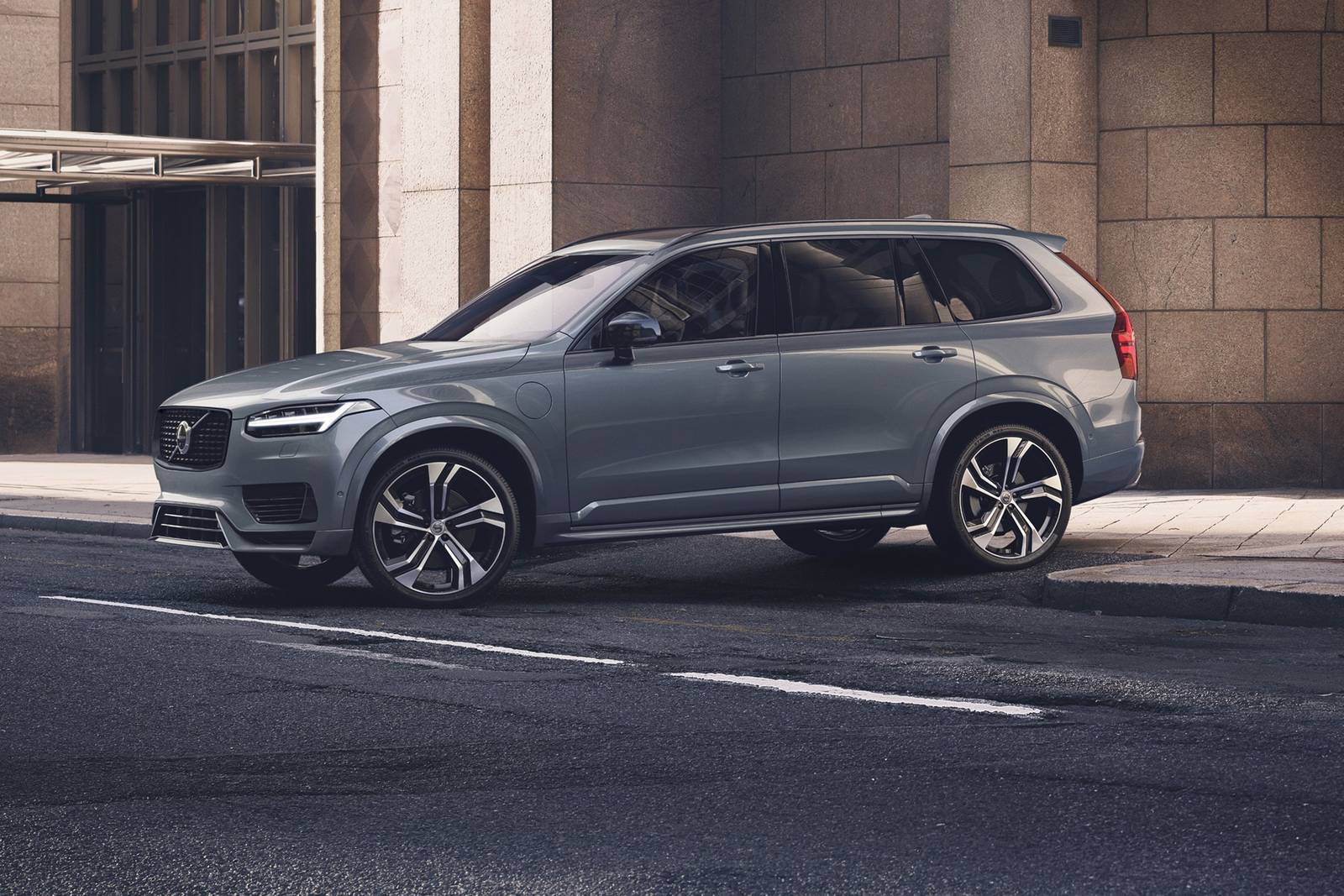 2021 Volvo XC90 Review & Ratings | Edmunds