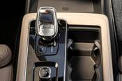 2025 Volvo XC90 T8 Ultra 4dr SUV Shifter
