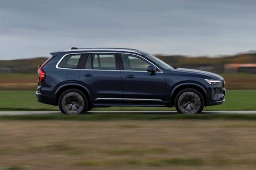 2026 Volvo XC90 B5 Ultra 4dr SUV Profile Shown