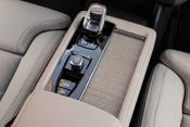 2026 Volvo XC90 T8 Ultra 4dr SUV Shifter